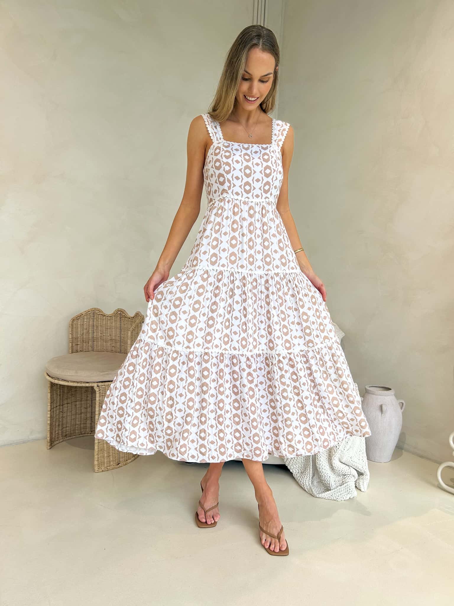 nellie maxi dress Nelli Crepe colors:Honey Yellow 518 February 2023 Imported. AEXAE Wool Contoured Turtleneck