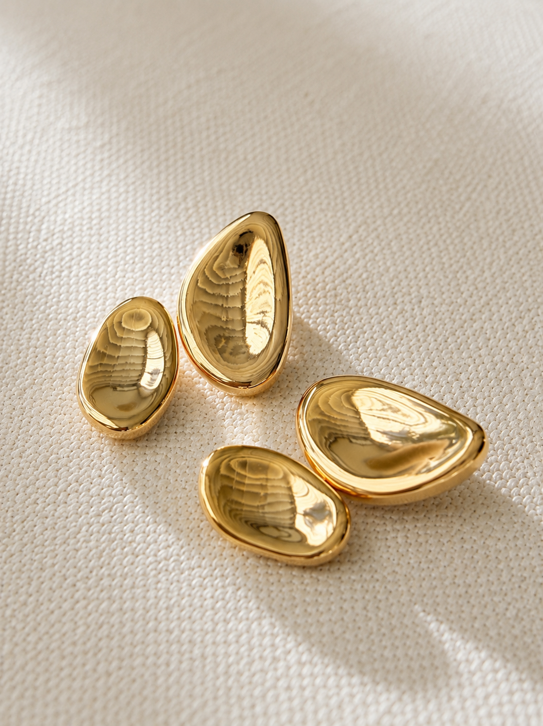 Arlo Earrings